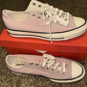 Men’s converse size 11 brand new